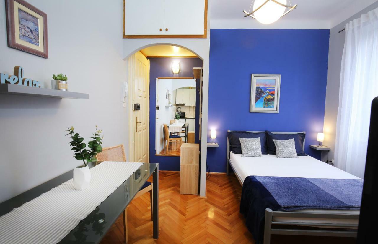 Split Chic Studio ภายนอก รูปภาพ